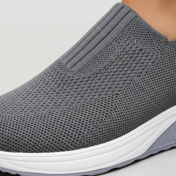 Chaussures orthopédiques pour femmes à enfiler avec semelle amortissante