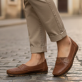 Brown / 35
