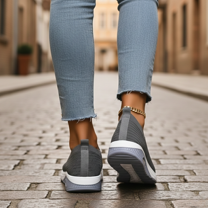 Chaussures orthopédiques pour femmes à enfiler avec semelle amortissante