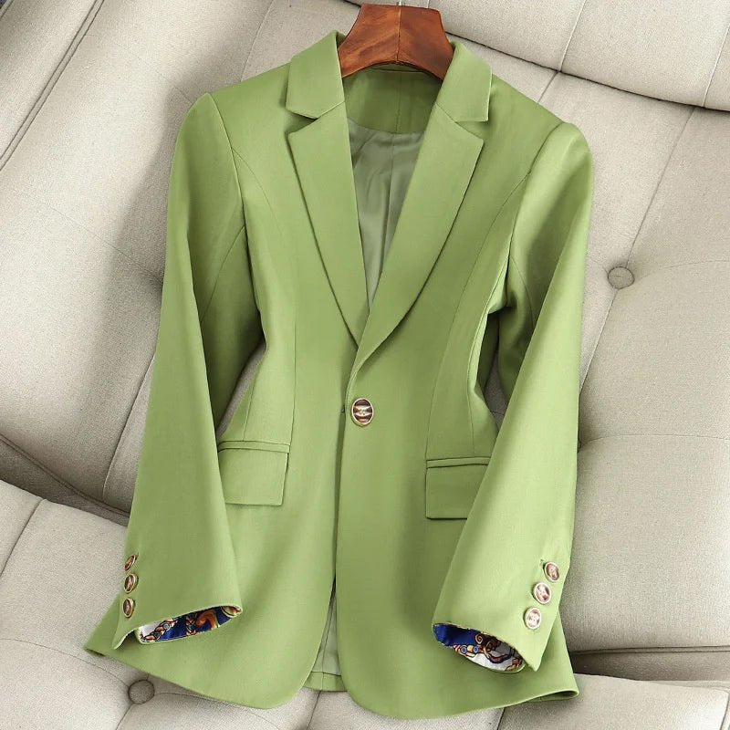 Valentina Rossi Refined Classic Blazer Hero